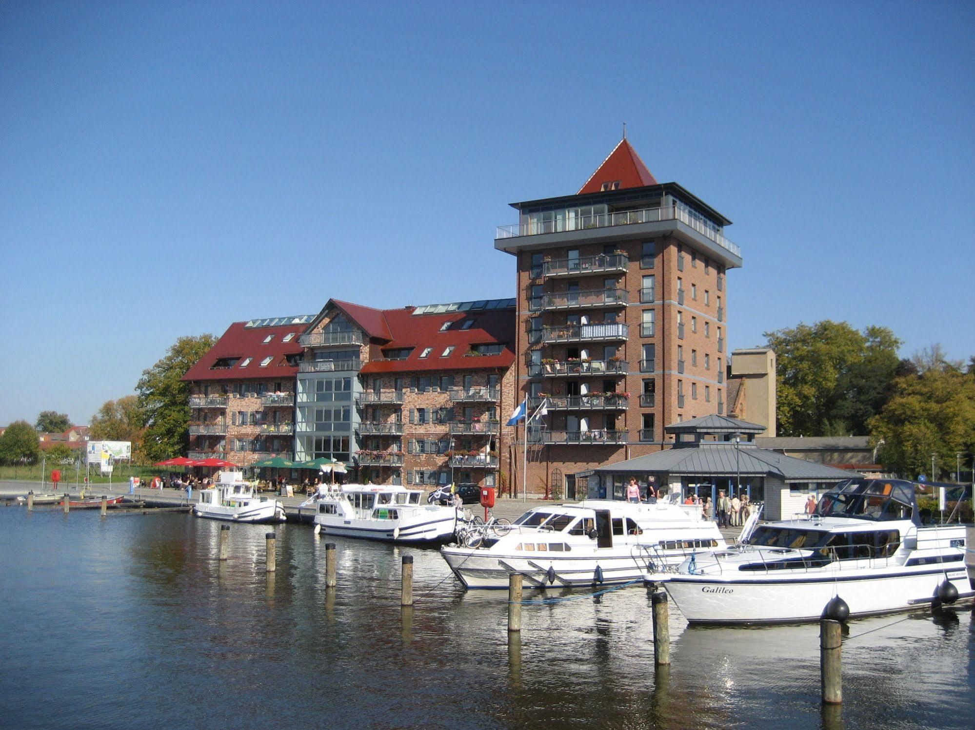 Park Hotel Fasanerie Neustrelitz Eksteriør billede